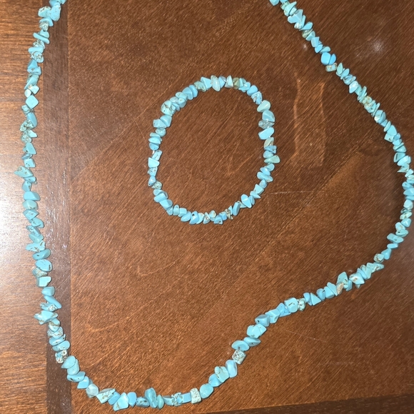 Turquoise Beaded Necklace - Picture 2 of 2